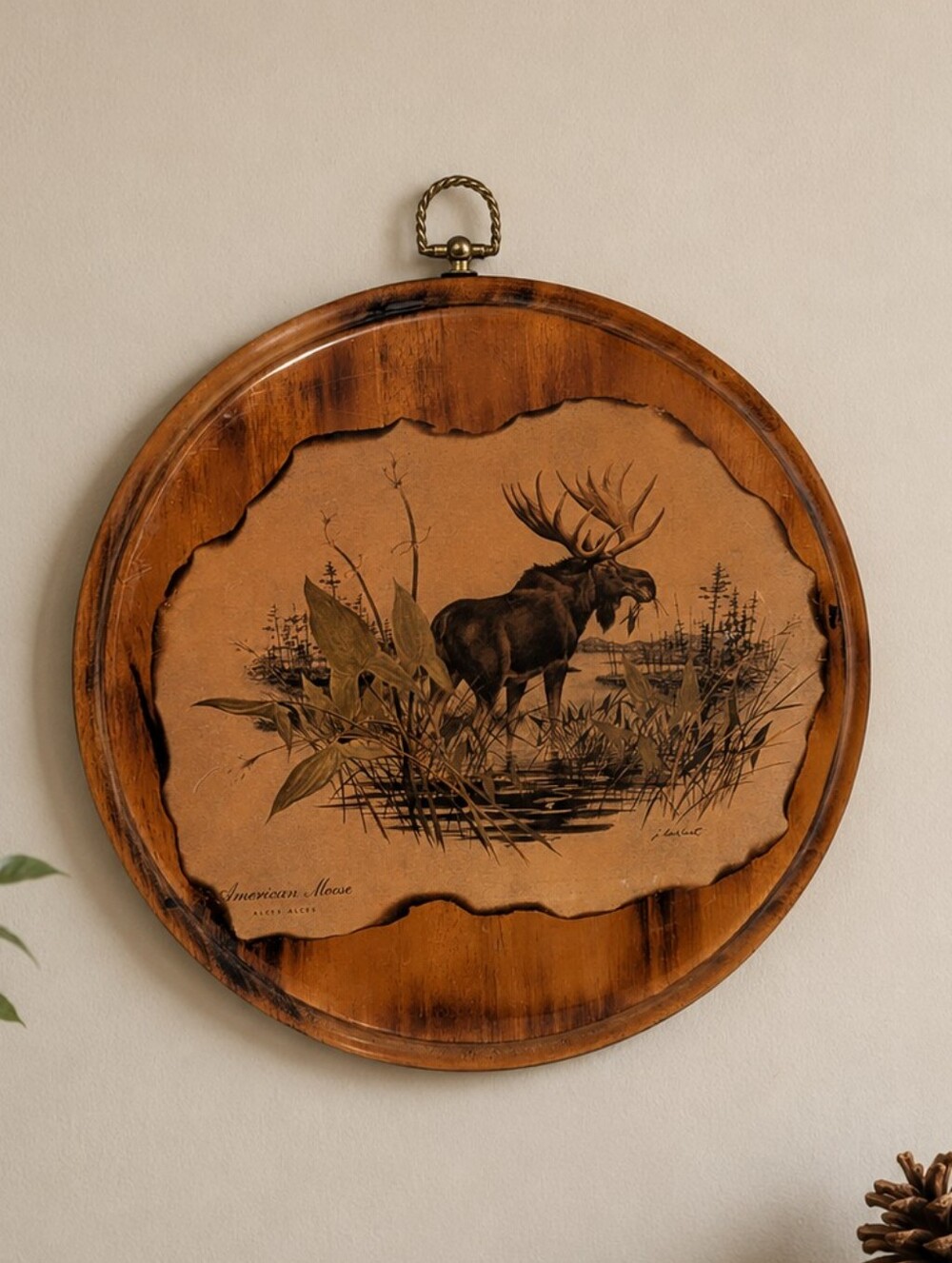 Vintage American Moose Round Wood Wall Plaque Cabin Lodge Decor 10” Rustic